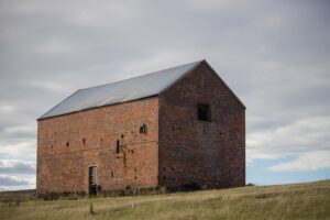 Maximizing Quality and Efficiency: On-Site Manufacturing Advantages for Bendio Shed Builders