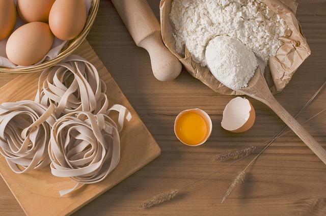 local-food-640x480-80910663.jpeg