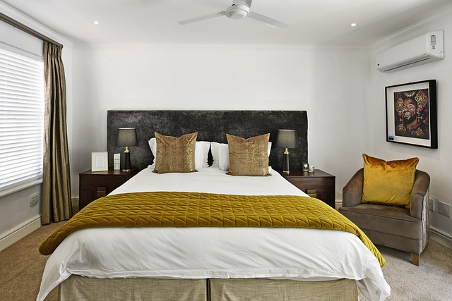 airconditioning units, airconditioning in house, airconditioning mechanic