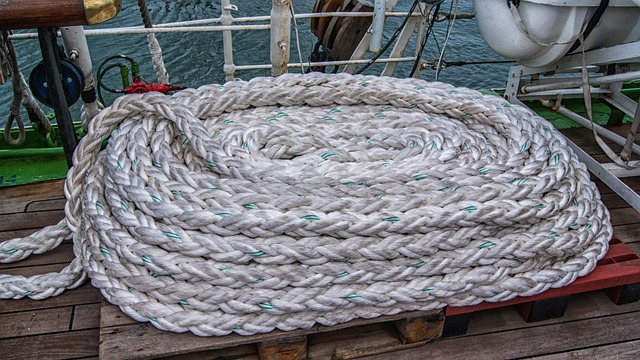 boat-rope-640x480-17179891.jpeg