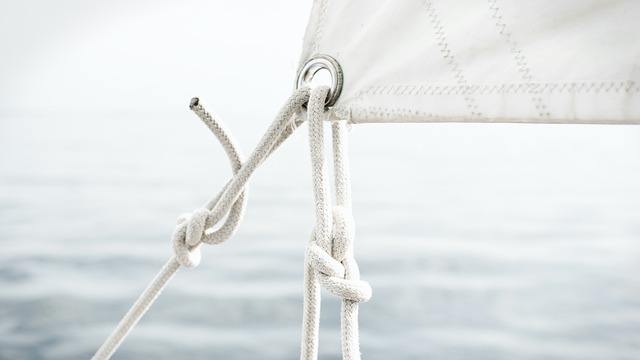 boat-rope-640x480-74189090.jpeg