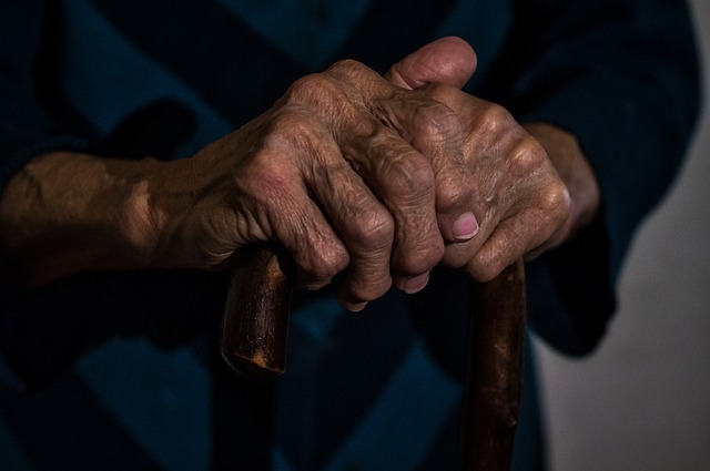 caring-grief-support-640x480-23219800.jpeg