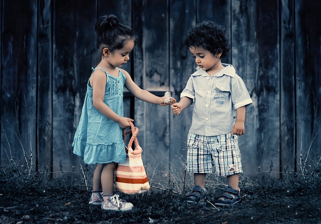 family-love-caring-for-loved-ones-funera-640x480-52217801.jpeg
