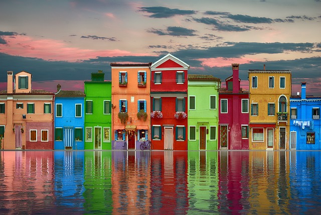 homes, expensive houses.