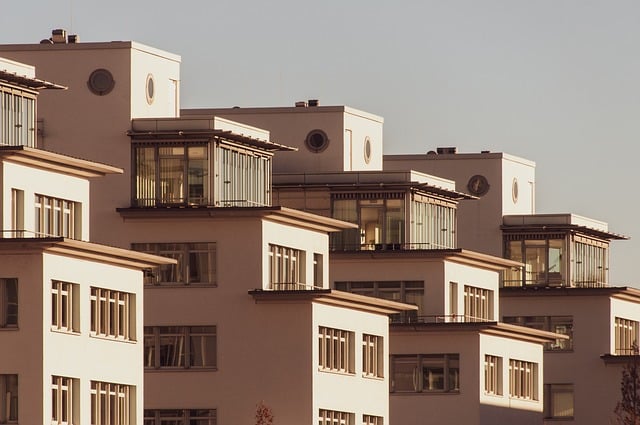 homes, expensive houses.