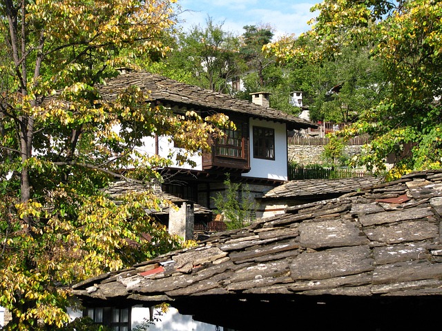 homes-expensive-houses-640x480-74869940.jpeg