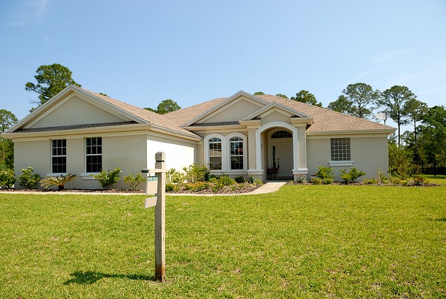 house-for-sale-australia-expensive-home-640x480-12485559.jpeg