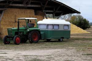 2024’s Premier Guide to Luxury Off-Road Caravans: Innovation and Comfort on the Trail