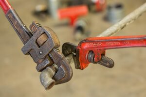 plumber-plumbing-tools-640x480-42573457.jpeg