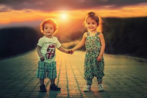 family-love-caring-for-loved-ones-funera-640x480-84875910.jpeg