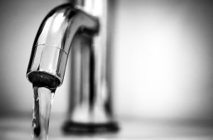 specific-plumbing-components-plumbers-640x480-39389800.jpeg