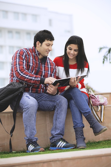students-educators-courses-640x480-77313089.jpeg