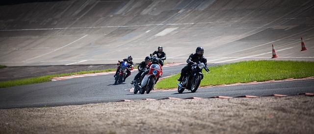 yamaha-motorbikes-640x480-70188037.jpeg