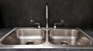 plumbing-supplies-plumbers-640x480-8953532.jpeg
