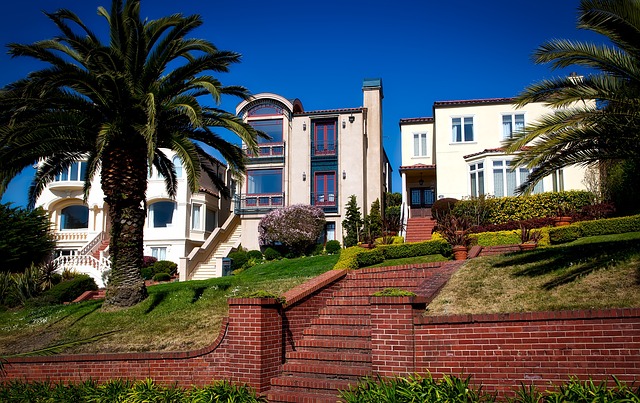 homes-expensive-houses-640x480-36809464.jpeg