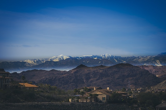 homes, expensive houses.