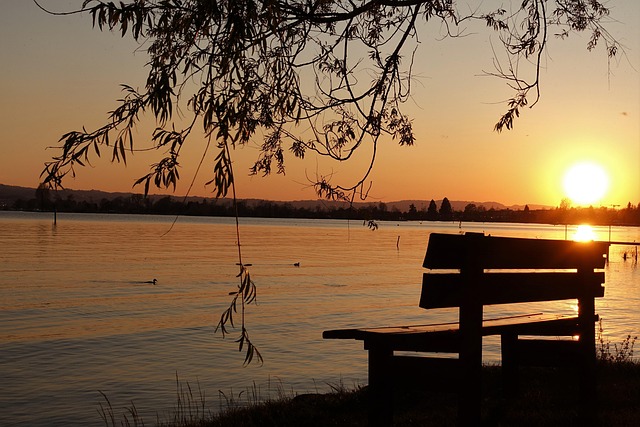 caring-grief-support-640x480-97506824.jpeg