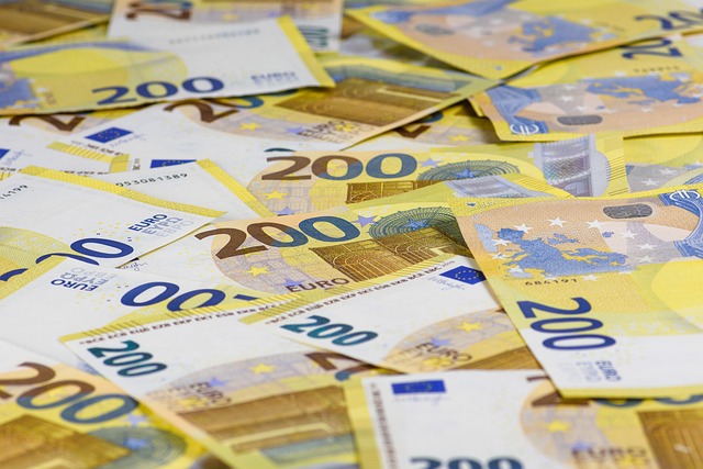 forex-forex-course-forex-trading-cfd-640x480-99120390.jpeg