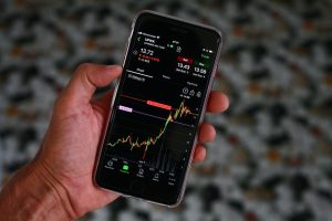 Master MetaTrader: Strategies for Wealth Creation with a Share Trading Educator