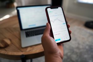 Master Trading: Tools for Seamless Execution, Weaving Wealth Within