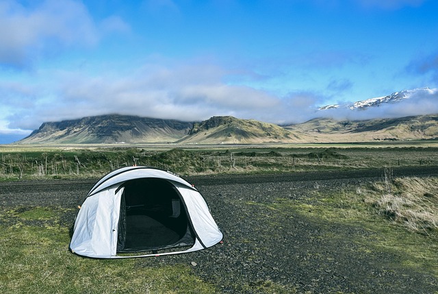 camping-in-australia-640x480-17869993.jpeg