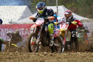 Mastering Husqvarna 572XP: Inertia Chain Brake Power and Efficiency