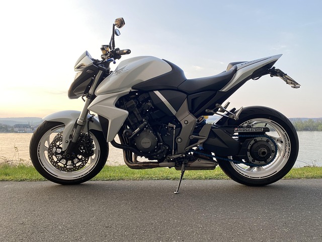 r15m-yamaha-r15m-sport-motorcycle-155-640x480-69301232.jpeg