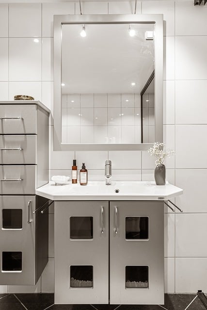 real-estate-agent-640x480-31017619.jpeg