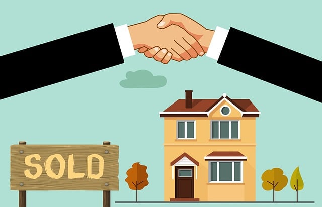 real-estate-real-estate-agent-real-estat-640x480-85204206.jpeg