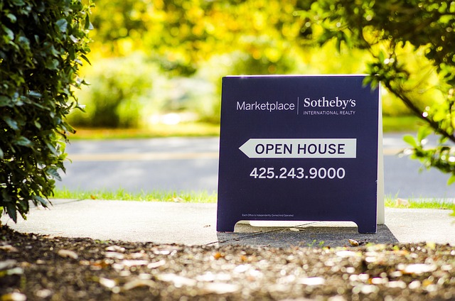 realty-640x480-55777817.jpeg