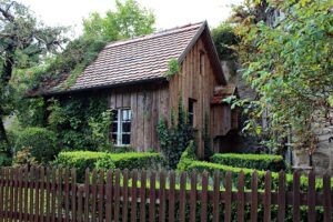 shed-maufacturer-640x480-25550193.jpeg