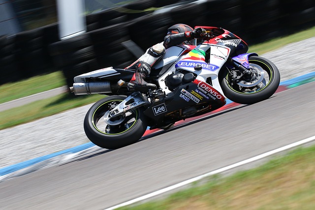 yamaha-r15m-yamaha-r15m-sport-bike-15-640x480-53820860.jpeg