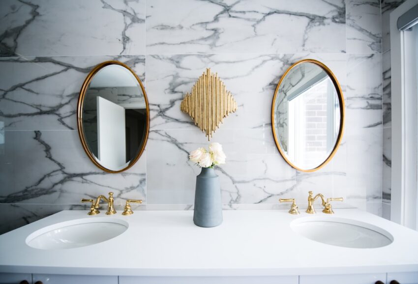 bathroom-640x480-24138188.jpeg