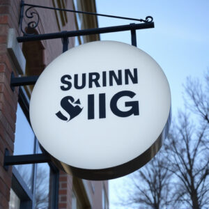 business-sign-640x480-54686233.jpeg