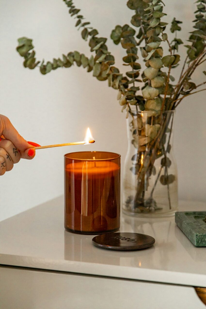 candle-640x480-45951221.jpeg