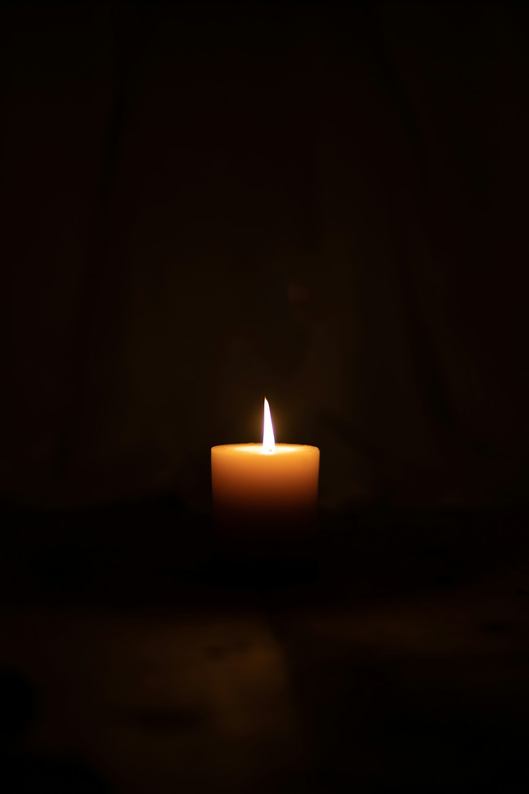 candle-640x480-50803657.jpeg