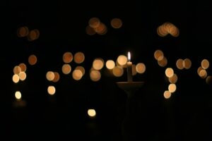 candlelight-640x480-61164414.jpeg