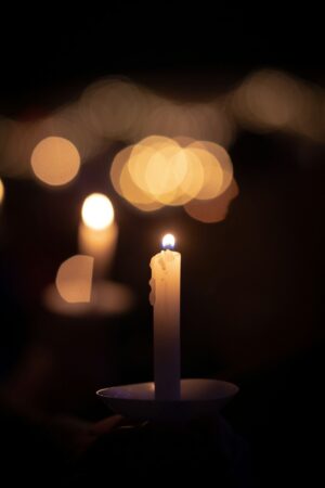 candlelight-640x480-8468732.jpeg