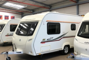 caravan-showroom-640x480-42021528.jpeg