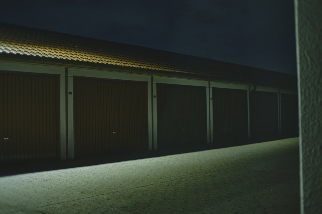 carport-640x480-94941029.jpeg