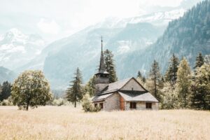 chapel-640x480-40933810.jpeg