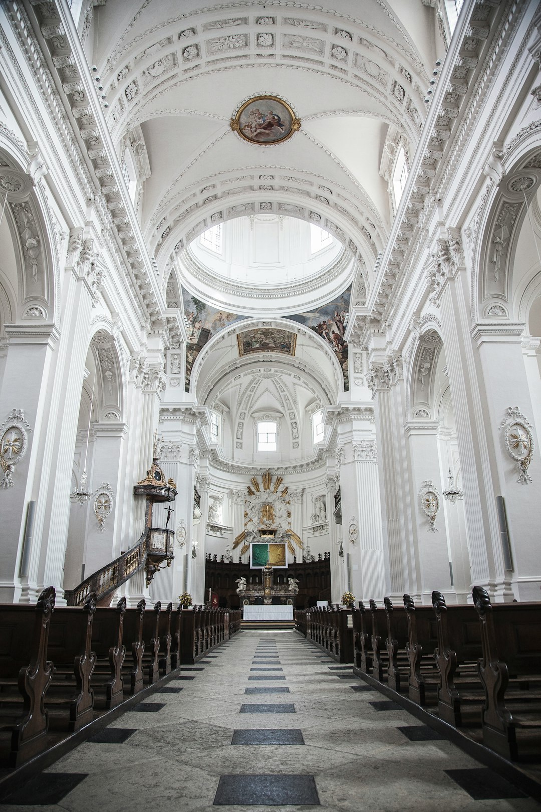 church-640x480-58794072.jpeg