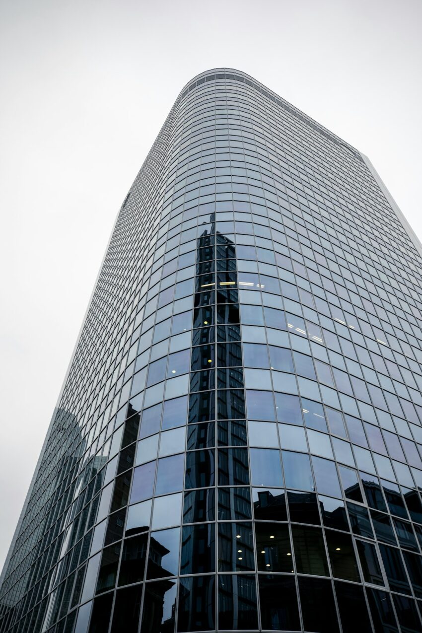 cladding-640x480-32143099.jpeg