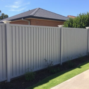 colorbond-fence-panels-wagga-wagga-640x480-25744630.jpeg