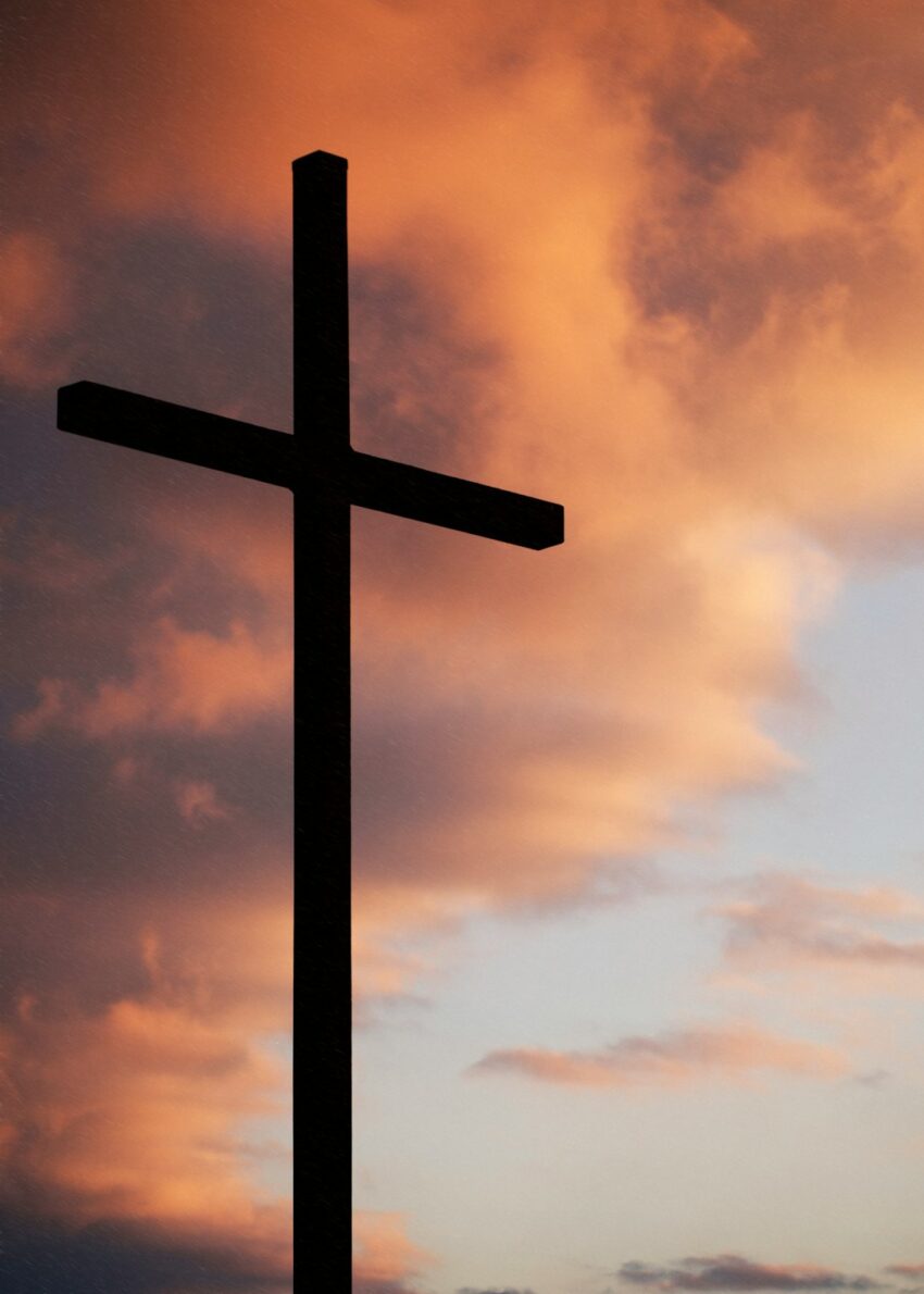 cross-640x480-76888202.jpeg