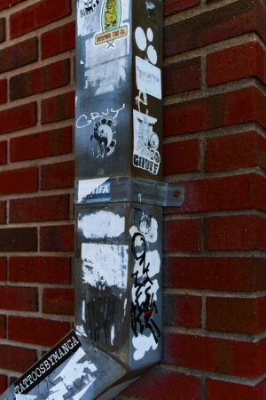 downspout-640x480-76168902.jpeg