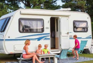family-caravan-holidays-640x480-2624837.jpeg