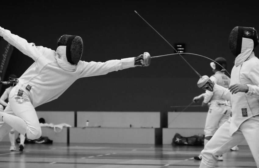 fencing-640x480-72335485.jpeg
