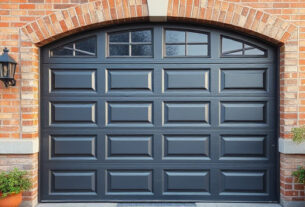 garage-door-640x480-94497758.jpeg