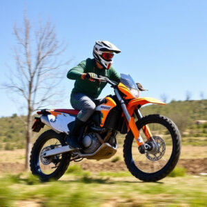 husqvarna-ride-on-640x480-3549284.jpeg